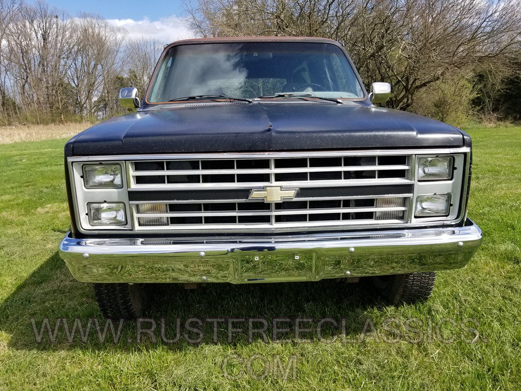 Chevy Chevrolet 1986 86 Suburban Silverado White K20 4x4 3/4ton